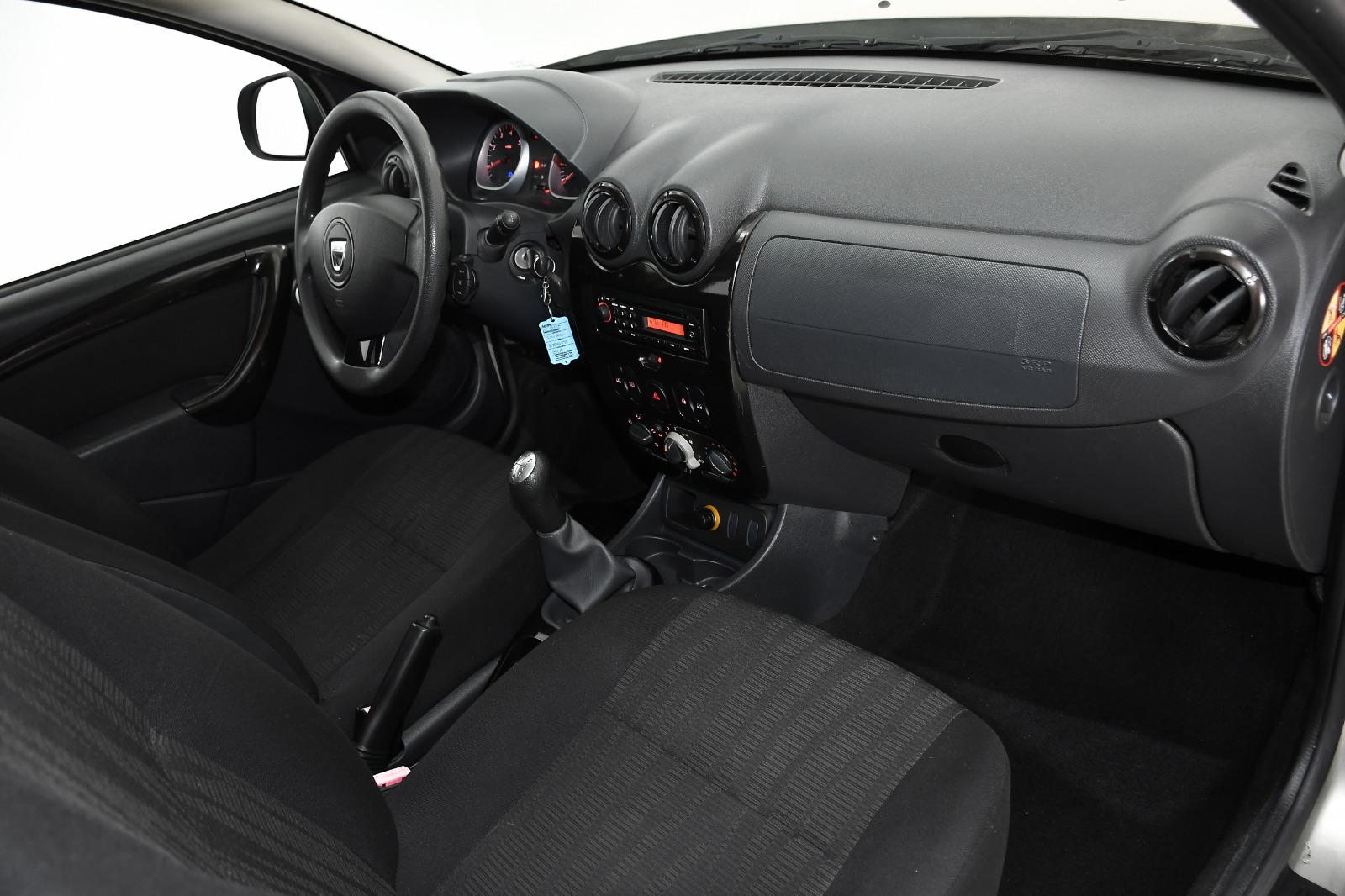 WhatsApp Image 781-21 at 22.40.00