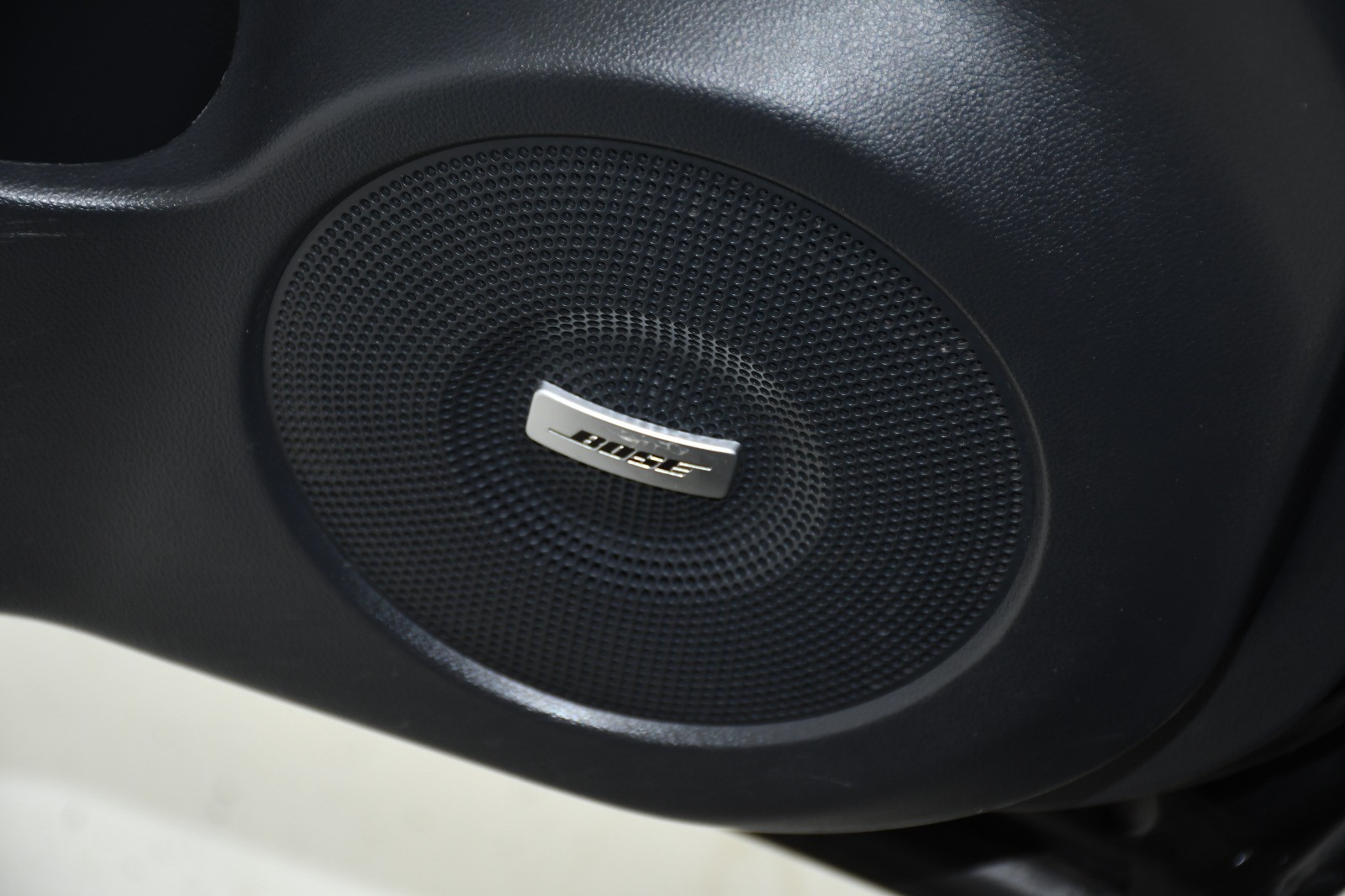 WhatsApp Image 2026-02-01 at 10.35.ru13