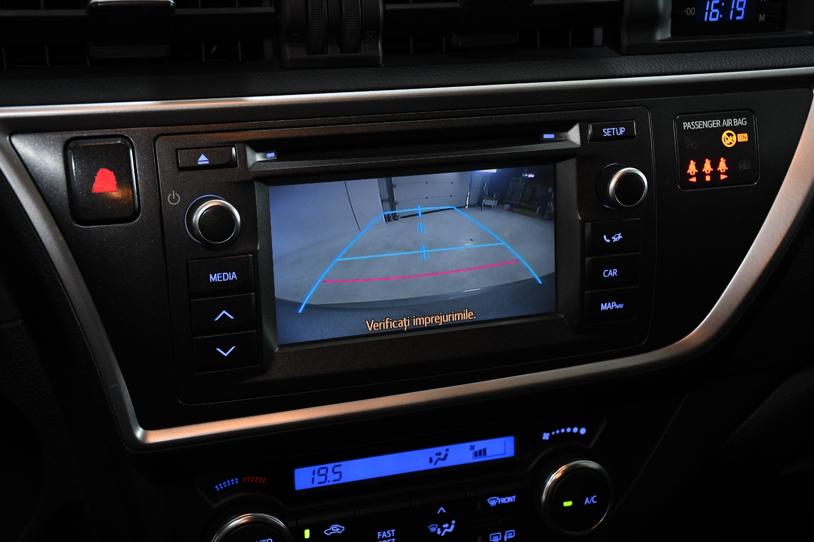 WHATSA5
